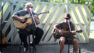 Leo Clarke and Chuck Brisbin - Crossroads (Robert Johnson Cover) - Dexfest 2014