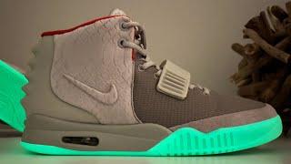 NIKE YEEZY 2 PURE PLATINUM MADE FRESH | WHY PAY 15K FOR A CRUMBLING SNEAKER?