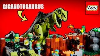 Giganotosaurus Attacks The Fossil Dig Site! [MOC Showcase]