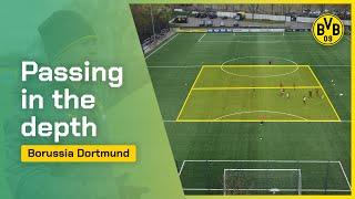 BVB International Academy: Passing in the depth