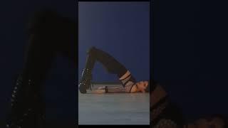 Strip dance routine for beginners