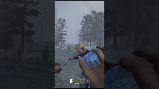 DayZ tips -  During a punch up don't forget what you're holding