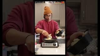 Chef reads letter from critic