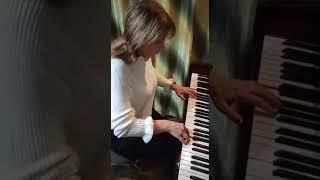 муз.Ж.Косма"Опавшие листья" исп Елена Малофеева.преп.Фаина Леминова.