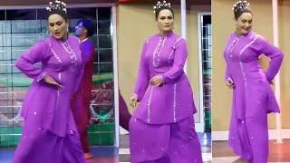 Nargis Dance Performance Long Nak Da - Naseebo Lal Song - SMB