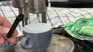 Making espresso with a Kamira Pot