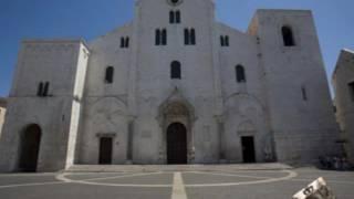 BARI: CAMPANE BASILICA DI  SAN NICOLA