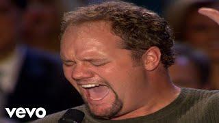 Bill & Gloria Gaither - O Holy Night [Live] ft. David Phelps