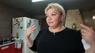 Моя Свекровь каждый день меня обзывала. Муж за меня не заступился выгнали меня на улицу.
