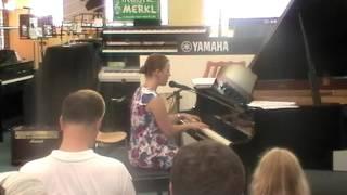 Inna Makarenko vocal and piano Zvezda