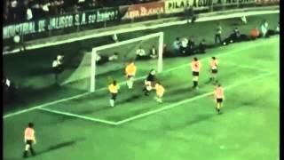 Pelé rare goals 10 - RARE goal in friendly for Brazil from 1970