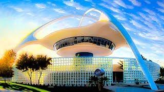 A Walk Around The Iconic "Theme" Building At LAX, Los Angeles