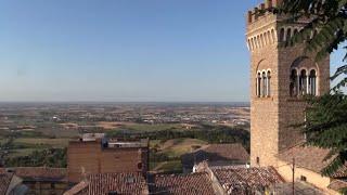 Bertinoro: il balcone sulla Romagna, capitale dell’ospitalità