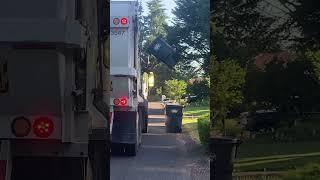 Curbtender Garbage Truck #music #garbagecollection#garbagetrucks