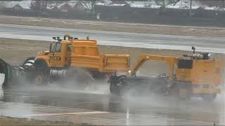 DAL SNOWMAGDDEON 2024 Planespotting Highlights from Dallas Love Field Dallas Texas