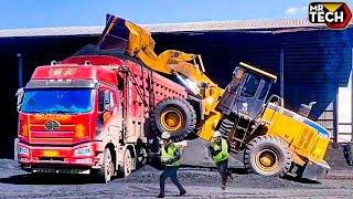 Dangerous Idiots Fastest Truck & Heavy Equipment Fails | Extreme Truck Idiots at Work #14