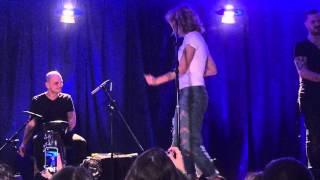 Bethany Joy Lenz live Paris- Flying Machine