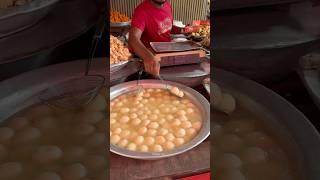 Delicious Bangali Sweet Rosogolla #streetfood #shorts #foodievai #rosogolla #indianfood