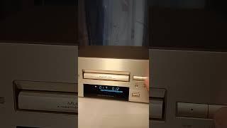 UNIVERSUM CD PLAYER