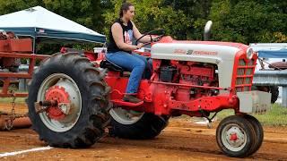 Tractor Pulling With 15 AMAZING Antique Tractors