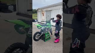 2022 KX65 Revving.                     #kx65 #kawasaki #dirtbike #racing