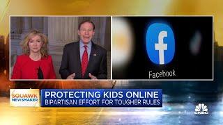 New bipartisan bill seeks transparency and accountability from social media platforms