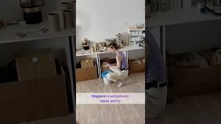 Вот чем я занимаюсь в мастерской #свечеварение #свечи #заработок #вселеннаясвечедела