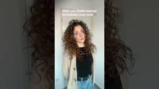This is your sign to show off your curls 🫶 #curly #curlyhair #hairtok #curls