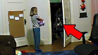 Top 10 SCARY Ghost Videos That'll SPOOP YA !