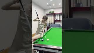 gái xinh bắn bi da bá đạo