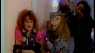 Girl Fight Tonight - Julie Brown