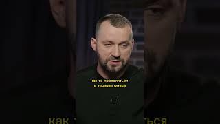 Им точно нельзя в армию/Руслан Белый в интервью А поговорить/#shorts