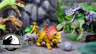 Baby Triceratops Saves Herbivores From Herds of Monoloposaurus!