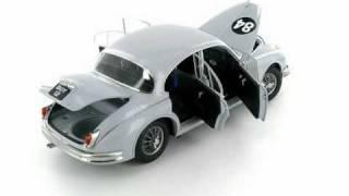 Jaguar MKII Graham Hill 1962 1:18 Scale Model Car