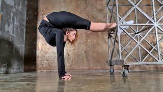 Contortion workout. Gymnast Ella stretching routines. Backbend training. Flexshow.