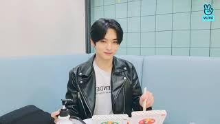 Stray Kids Minho VLive | 210327 | LEE KNOW RI BANG (Eng Sub)