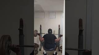 SQUATS / LEG DAY