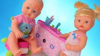 Куклы Пупсики Ненуко и ванная комната/ умываемся, рисуем тату/ Pretend play with baby Doll/Зырики ТВ