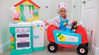 Vlad and Niki play toy cafe Drive Thru - Funny stories for kids