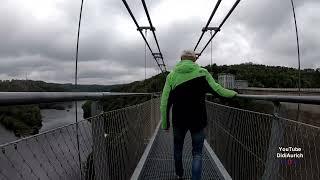 Über die Hängebrücke im Harz Titan RT an der Rappbodetalsperre, Megazipline GigaSwing Bungee Jumping