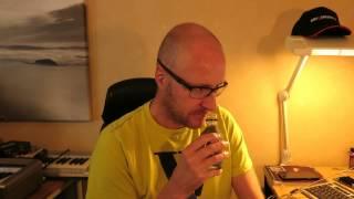 Jag mot Dragon Repellent - Knightmare Hot Sauce
