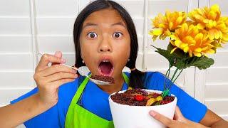 Wendy Eating Dirt and Worms | Oreo Dirt Dessert Kids Food Challenge