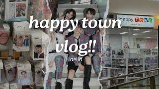 Going to happy town for the FIRST TIME!! (Kpop store)