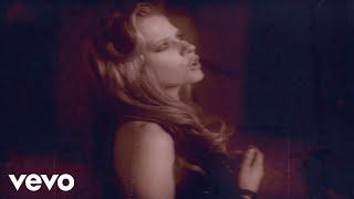 Avril Lavigne - Nobody's Home (Official Video)