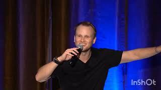 Stand-up | Maciej Brudzewski | Dlaczego nie śpimy?