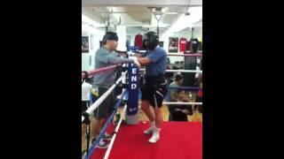 Steve Blumenfield sparring at Mendez