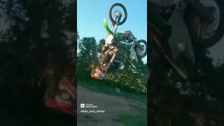 Jump truck turn by pitbike