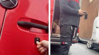 DELIVERY FAIL! DPD Driver Gets Stuck In Own Van During Storm