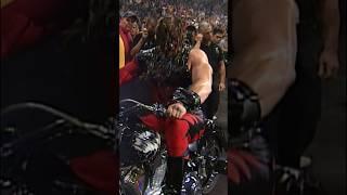 Kane rides off on Undertaker’s motorcycle! ️