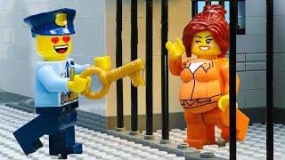 Oh No! Pregnant Inmate in Jail - LEGO City Police Prison Break | REO Brickfilm